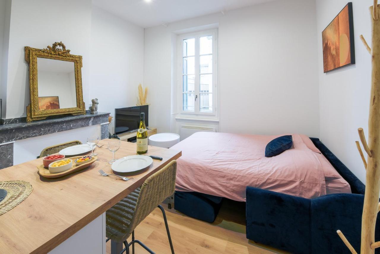 Romantique Duplex Au Pied De La Cite Carcassonne Bagian luar foto